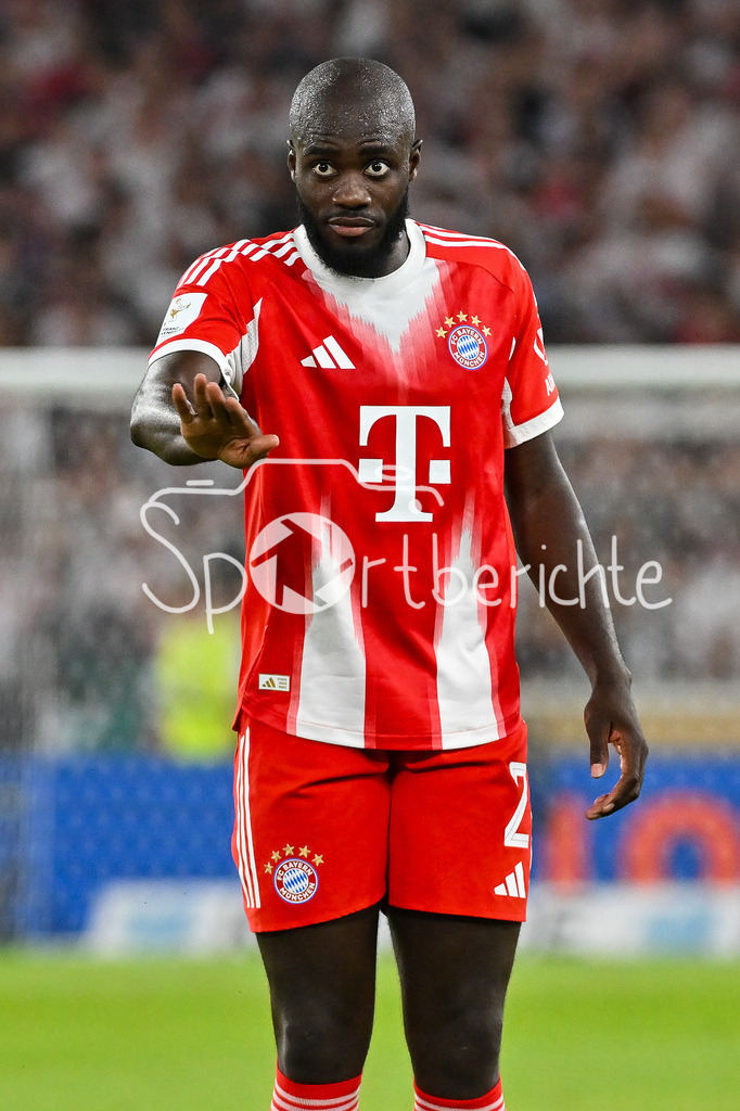 VfB Stuttgart - FC Bayern München | im Bild Dayot UPAMECANO (FC Bayern Muenchen 2) / Einzelfoto / Freisteller / Franz-Beckenbauer Supercup: VfB Stuttgart - FC Bayern München; MHP Arena am 16.08.2025