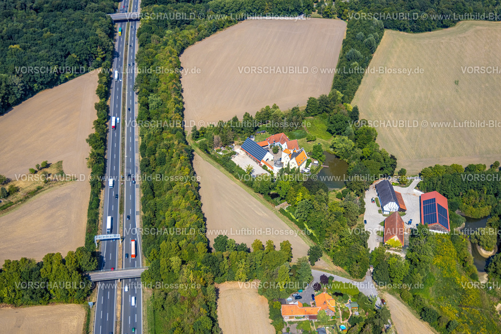 Hamm220809296HerringenPelkum | Luftbild, Haus Reck, mit Solardach, im Stadtteil Lerche an der Stadtgrenze Bergkamen, Pelkum, Hamm, Ruhrgebiet, Nordrhein-Westfalen, Deutschland