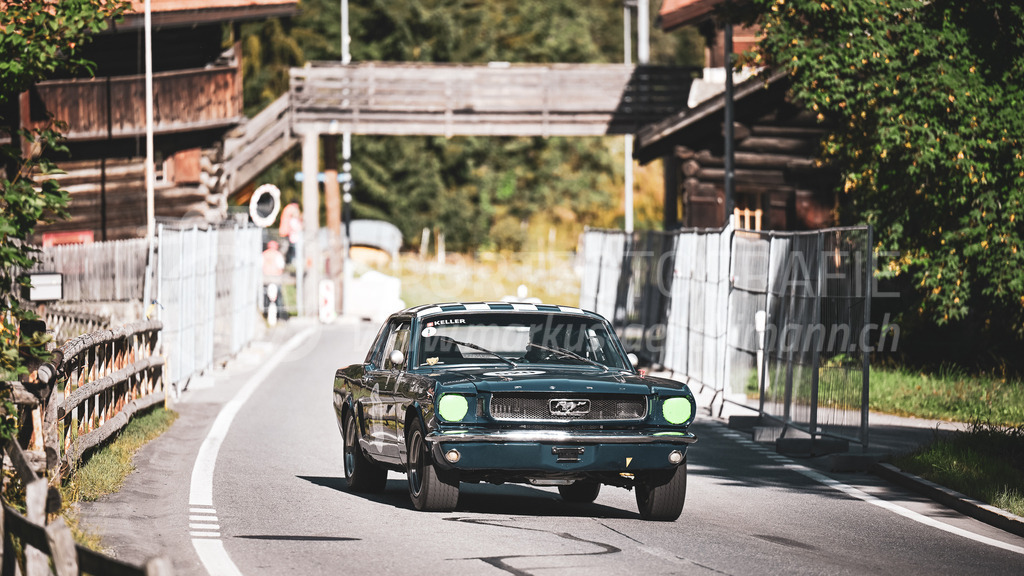 19. Arosa ClassicCar 2023 - 1. September 2023 | 19. Arosa ClassicCar 2023
Arosa, Schweiz
Keller Peter aus Henggart mit der Startnummer 520 in einem Ford Mustang, Jahrgang 1965, in der Klasse Competition.
@arosaclassiccar, @arosa.official, #arosaclassiccar, #arosa, #76curves, #classiccar
Bild: Sportfotografie Markus Aeschimann | www.markus-aeschimann.ch - Realisiert mit Pictrs.com