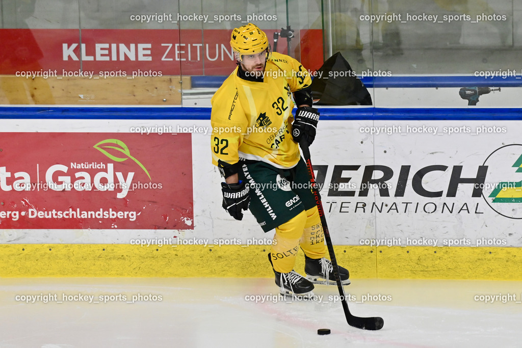 ATSE Graz vs. EHC Lustenau | #32 Stefan Daniel EHC Lustenau, ATSE Graz vs. EHC Lustenau, ATSE Graz vs. EHC Lustenau am 14.02.2026 in Graz (Merkur Eishalle ), Austria, (Photo by Bernd Stefan)
