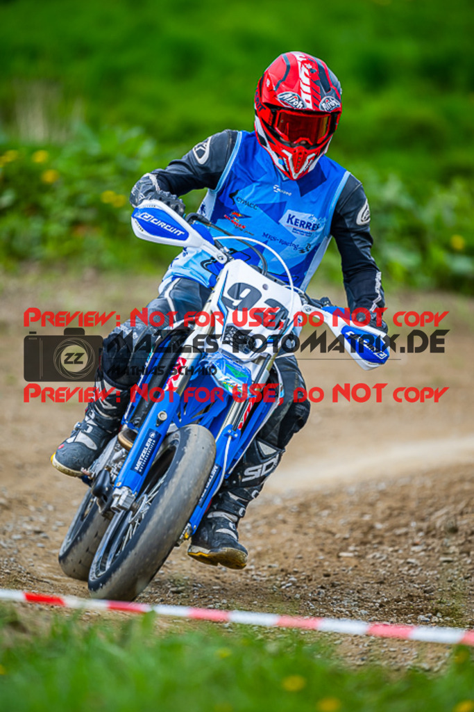 MaZZes_FotoMatrix_230506_2335 | S4