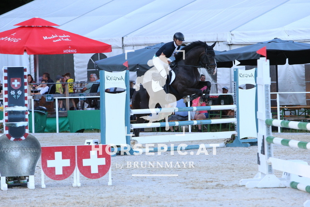 DL2Q8639 | Willkommen bei Brunnmayr - Design & Fotografie – Ihrem Spezialisten für Reitturniere und Pferdeveranstaltungen in Oberösterreich, Salzburg und Bayern! Seit über 17 Jahren sind wir leidenschaftlich dabei.