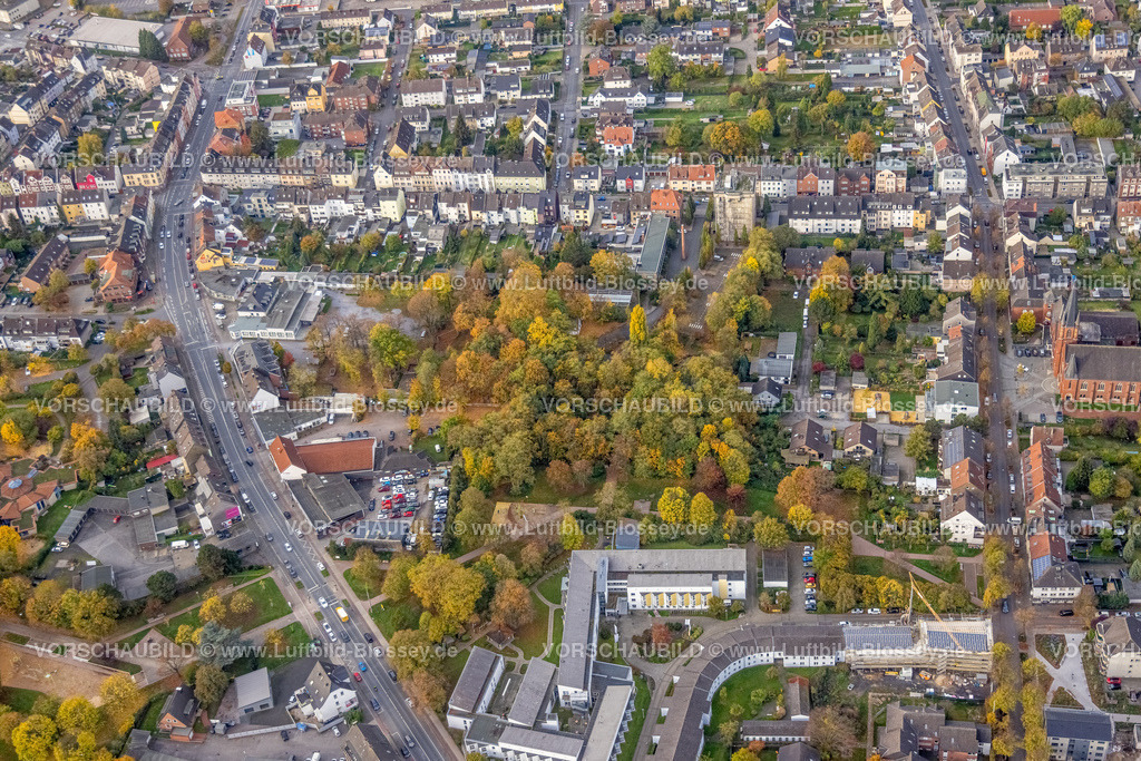Hamm221012022 | Luftbild, Caritas-Alteneim und Pflegeheim St. Vinzenz-Vorsterhausen, kath. Kindergarten St. Josef, Baustelle Im Josefswinkel, Herbstwald, Mitte, Hamm, Ruhrgebiet, Nordrhein-Westfalen, Deutschland
