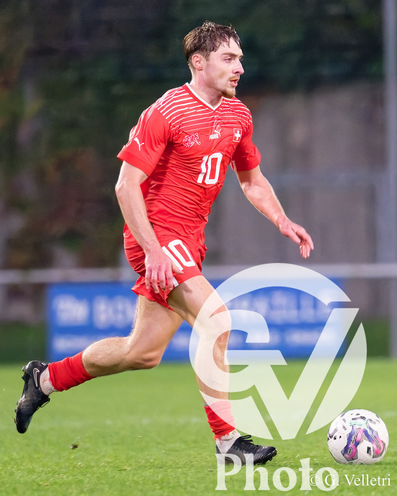 UEFA Region's Cup - Vaud v Munster | Cedric Mast (10 Vaud) goes forward (action) during the UEFA Region's Cup game between Vaud and Munster at Centre Sportif de Colovray in Nyon, Switzerland 