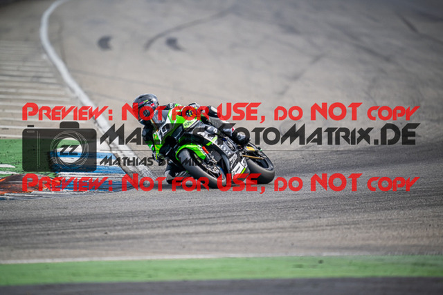 MaZZes_FotoMatrix_220924_0751 | PRO SUPERSTOCK