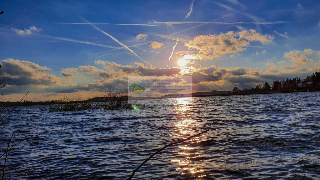 Sonnenuntergang am Förmitzspeicher | Impressionen rund um Hochfranken - Frankenwald - Fichtelgebirge - Realisiert mit Pictrs.com