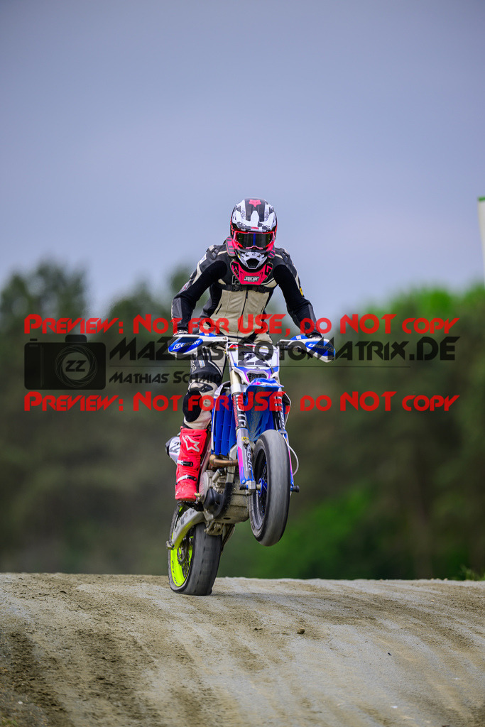 MaZZes_Fotomatrix_20250503_6007705_2709 | S4