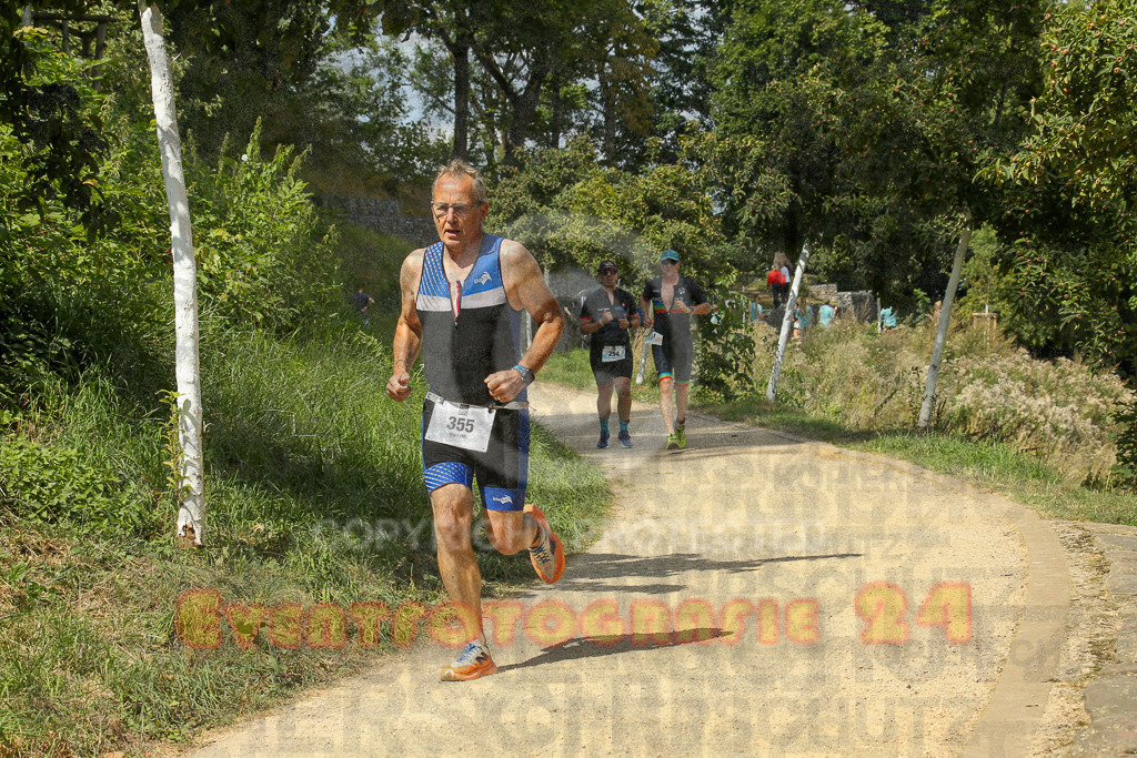 250824_1331_EX1_2689 | Sportfotografie im Rhein-Sieg Kreis, Köln, Bonn, NRW, Rheinland Pfalz, Hessen, etc. Unser Tätigkeitsfeld umfasst den Laufsport vom Volkslauf über den Marathon, Duathlon, Triathon bis zum Ultralauf wie Kölnpfad Ultra oder Schindertrail.