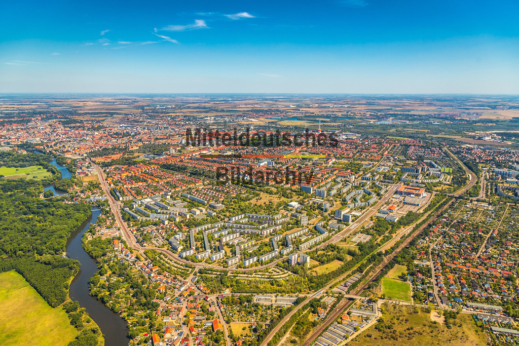 Luftbild Halle aus der Luft von oben-8936 | Halle aus der Luft  - Realisiert mit Pictrs.com