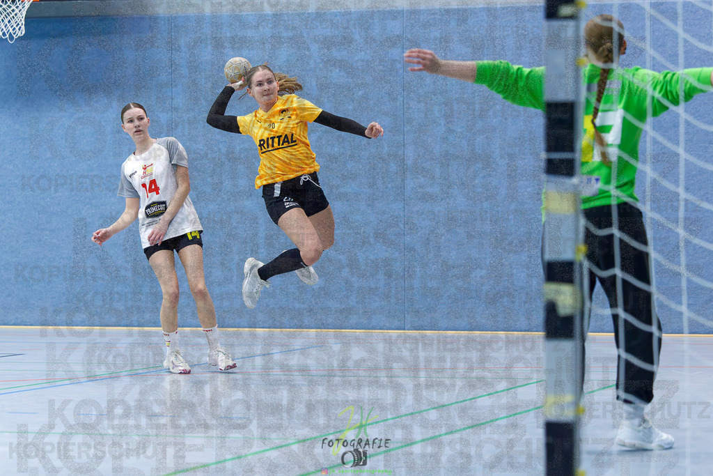 Frauen Oberliga Mitte (HHV); HSG Eibelshausen/Ewersbach - HSG Wettenberg II | Frauen Oberliga Mitte (HHV); HSG Eibelshausen/Ewersbach - HSG Wettenberg II am 13.12.2025 in Steinbrücken (Sporthalle am Hammerweiher)Photo © 2025 - Jörg Heinrich - Realisiert mit Pictrs.com