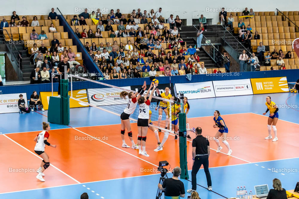 2023-00070910-Freundschaftsspiel-Deutschland-Ukraine |  20.05.2023; Berlin Foto: Gerold Rebsch - www.beachpics.de
