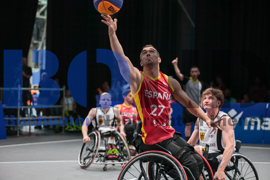 SES_TTG3X320250717-96 | bond - Realisiert mit Pictrs.com