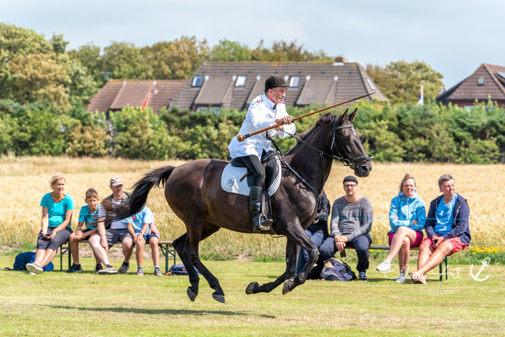 EAF_7233 | Eilun-Art-Fotografie Levke Martens, ihre Fotografin für Immobilien- und Landschaftsfotografie auf Föhr, Föhrer Motive als Poster, Leinwand, hinter Acrylglas oder stelle dir deinen eigenen Monatskalender zusammen, mit nur einem Klick