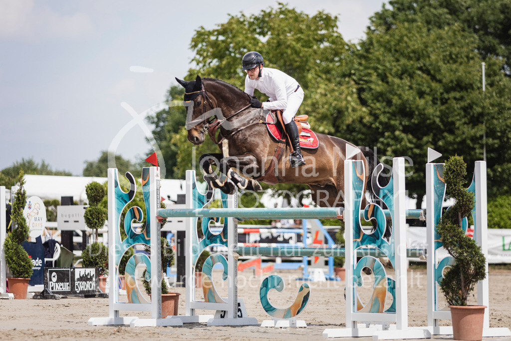 250531_MayDays_M2-SpringenmstAnf-799 | Deine schönsten Turniermomente als professionelle Fotos! Entdecke hochwertige Pferdesport-Fotografie im Online-Shop. Jetzt Fotos finden & bestellen!