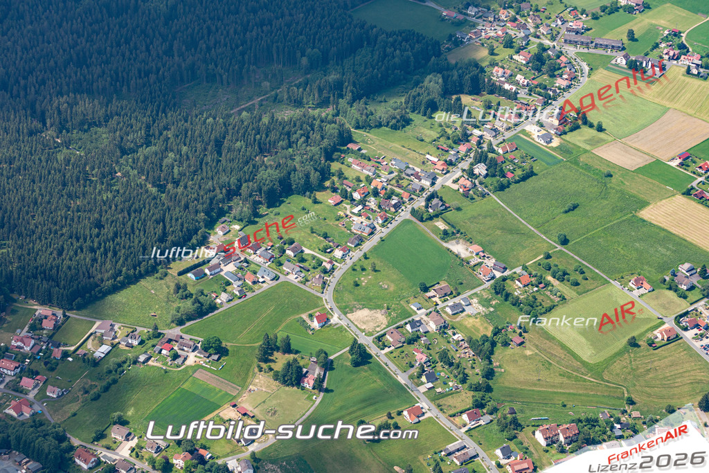 Die Luftbildaufnahme Mehlmeisel -  wurde 2019 mittels Flugzeug (keine Drohne) erstellt. Perfekte Schärfe und Druck- Ergebnisse- Garantiert!