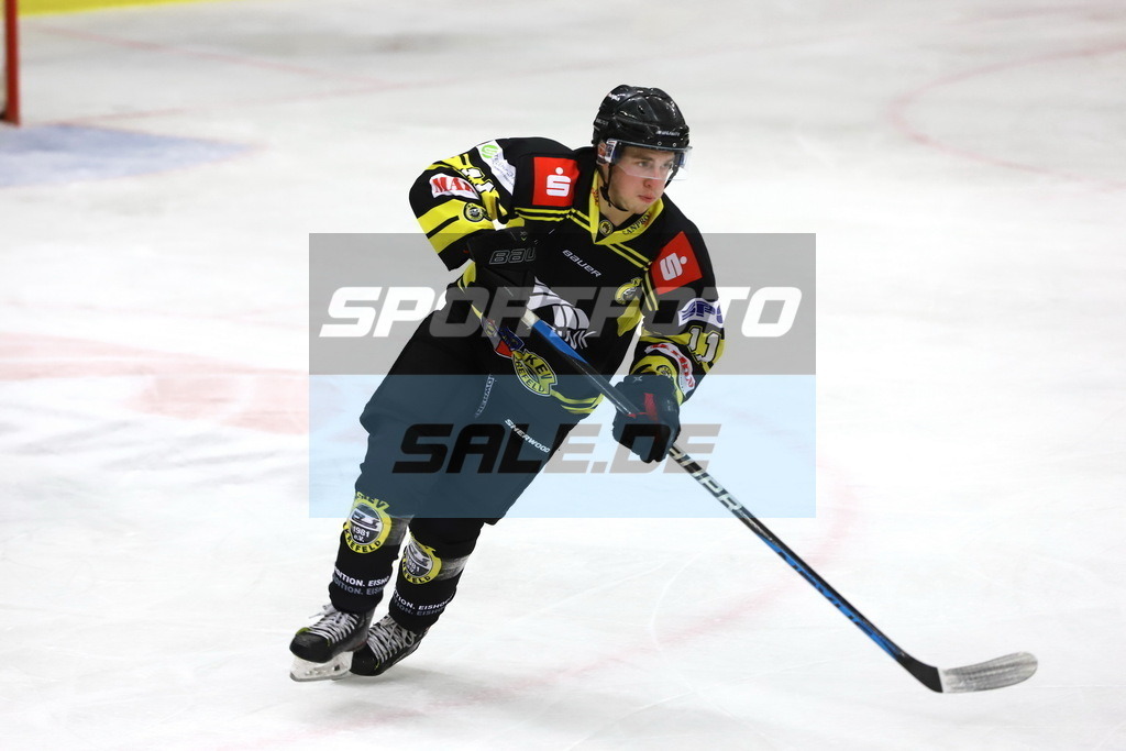 Deniss Kontseus - KEV | Deniss Kontseus - KEV - Realisiert mit Pictrs.com