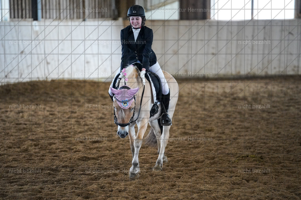 20230518-FAH04196 | Frühjahrsturnier, landberg am Lech, 2023, Reitclub Landsberg, Turnierbilder, Fotos Turnier Landsberg, Fotoagentur Herrmann, Turnierfotografen Bayern, reitsport Fotograf, Pferde Fotograf