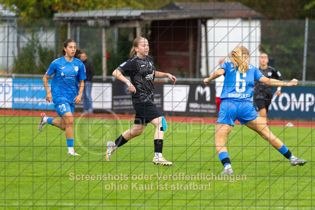 20261010_141301_0523_(c)_by_PhotoPeet | #,1.FC Donzdorf (schwarz) vs. SC Sand (blau), Fußball, EnBW-Oberliga B -Juniorinnen, 05. Spieltag, Saison 2026/2027, Rasenplatz Lautertal Stadion, Süßener Straße 16, 73072 Donzdorf, 10.10.2026 - 14:00 Uhr,Foto: PhotoPeet / Sport- &amp; Eventfotografie / Peter Harich