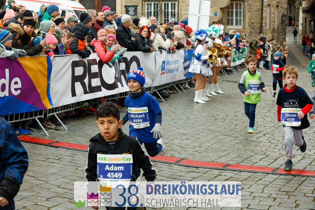 400m AOK Junior Cup | 3 Koenigslauf 2024 400m AOK Junior Cup - Realisiert mit Pictrs.com