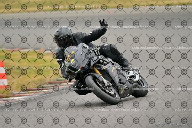 25bt05-1456 | markuskiefer.com - Realisiert mit Pictrs.com