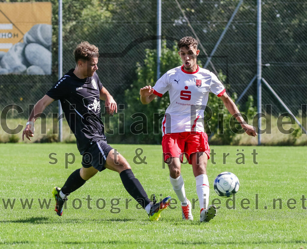 2023-09-17_052_SG_Anzing-Parsdorf_II_gegen_TSV_Zorneding_II | Anzing, Deutschland, 17.09.2023:
Fußball, A-Klasse 2023 / 2024, 5. Spieltag, Endergebnis: 1:1

Silvan Schuster ((SG) Anzing-Parsdorf, #20), Qasem Hantash (TSV Zorneding, #3)

Foto: Christian Riedel / fotografie-riedel.net