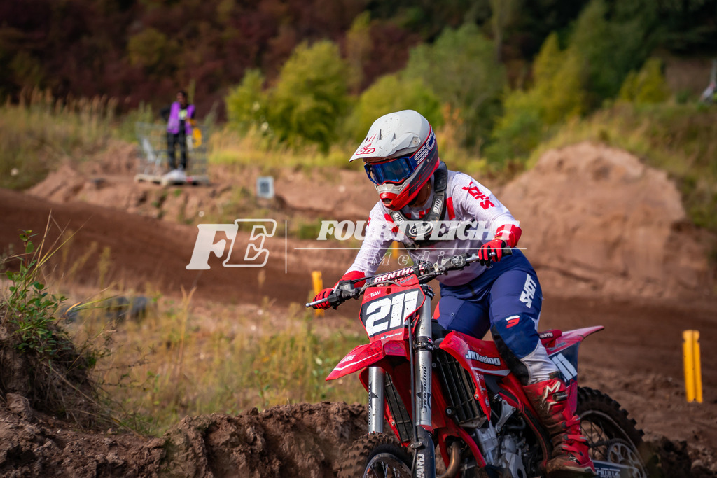 DSC00112 | fourtyeightmedia - Realisiert mit Pictrs.com