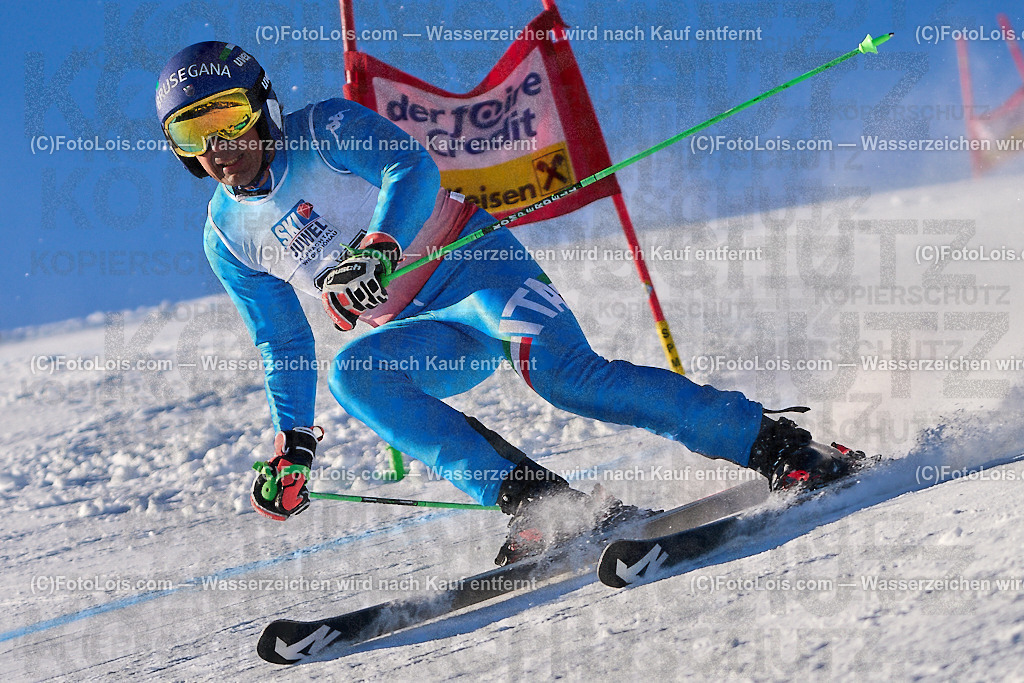 ALP4212_MASTERS-Cup_GS-A Herrn_Miotto Andrea | (C)FotoLois.com, Alois Spandl. FIS Masters-Cup Wildschönau, Giant Slalom auf der Piste Schatzberg GS, Siegerehrung auf dem Dorfplatz Niederau, Sa 13. Januar 2024.