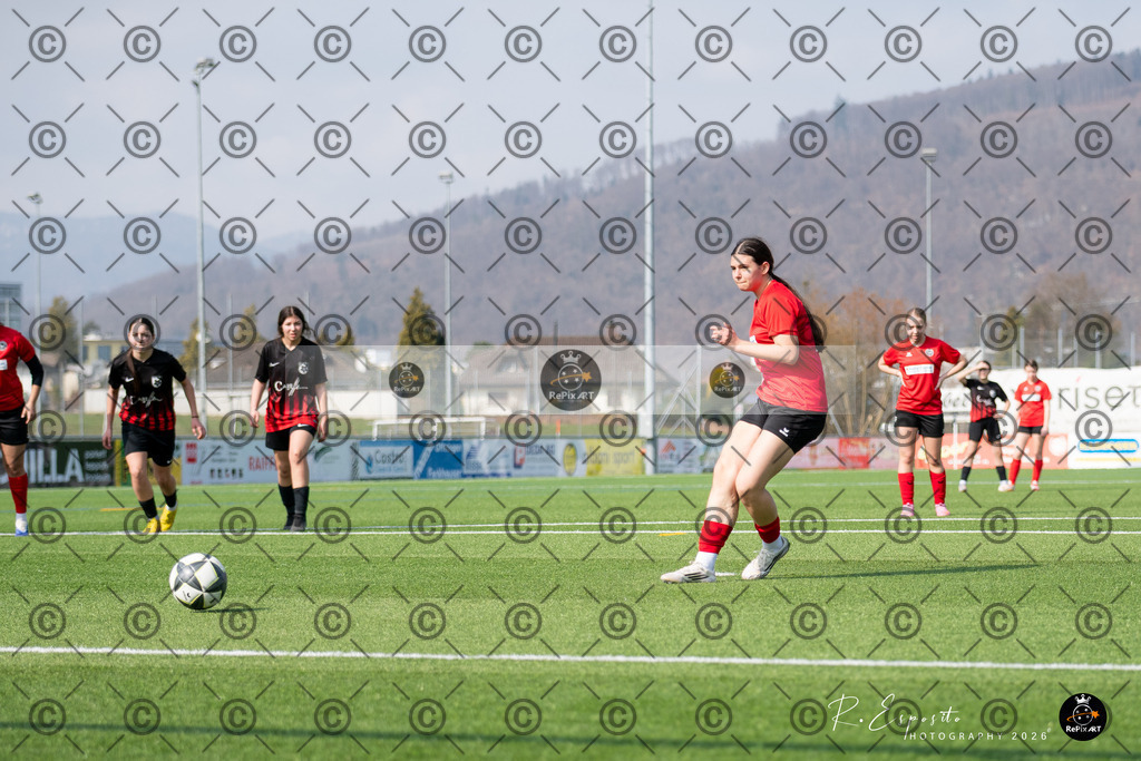 20260308_FCR_FF-17 vs FCRohr_FF17_042-341 | Sport und Naturfotografie von Roberto Esposito zeigt echte Momente Bewegung und die Schönheit der Natur. Ausdrucksstarke Bilder schaffen Emotionen.