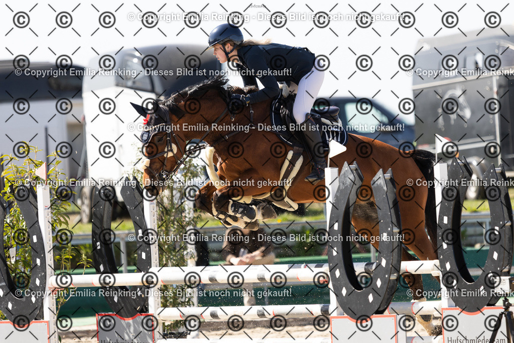 CL5A5801-3 | Emilia Reinking Fotografie - Realisiert mit Pictrs.com