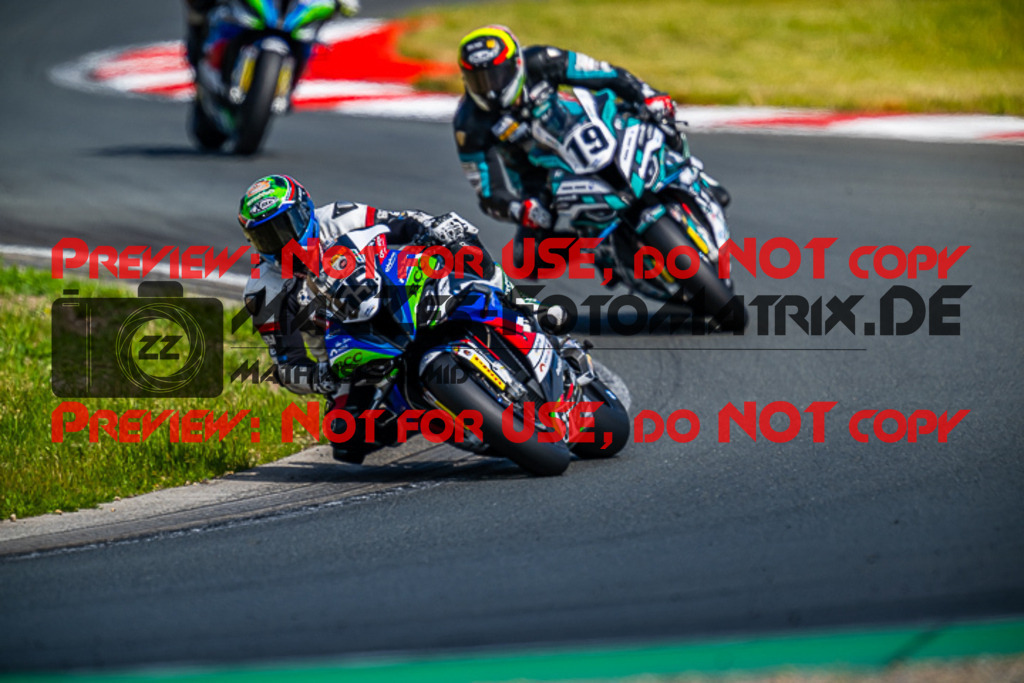 MaZZes_FotoMatrix_220522_6438 | Fotograf Mathias Schmid
Sportfotograf,
Eventfotograf,
Hochzeitsfotograf,
Portraitfotograf