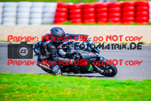 MaZZes_FotoMatrix_240910_6007705_8546 | ROT