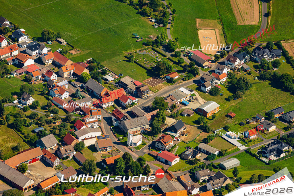 Friedewald Bild- Das Luftbild wurde 2025 vom UL-Flugzeug heraus erstellt ( keine Drohne bzw. Drohnenaufnahme ) - Hochauflösende Luftaufnahme -Nicht vergleichbar mit Google Maps oder Satelittenbilder- Die Geschenkidee !Mit Lizenz und Bildrechte bestellbar - CC