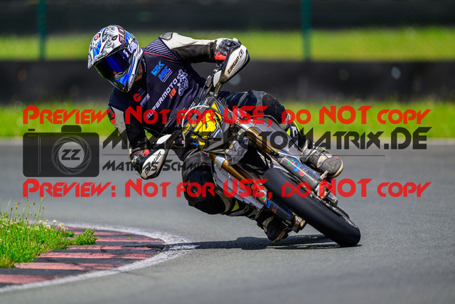 MaZZes_FotoMatrix_240623_6007705_9045 | UE40