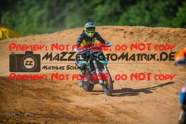 MaZZes_FotoMatrix_220528_5826 | Fotograf Mathias Schmid
Sportfotograf,
Eventfotograf,
Hochzeitsfotograf,
Portraitfotograf