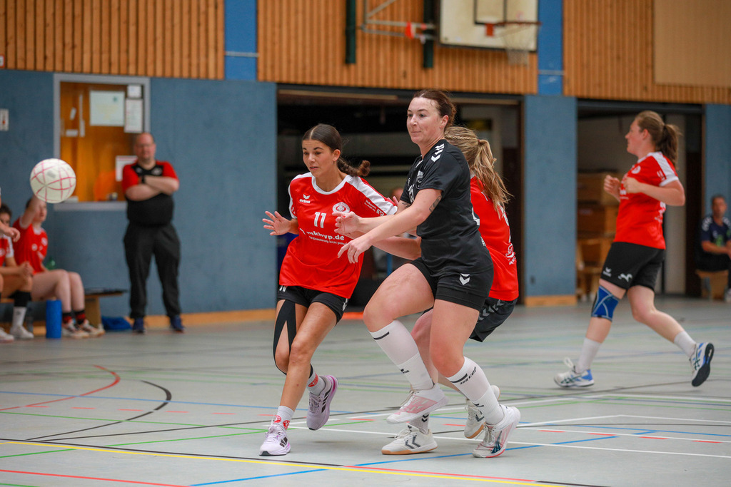 Rheinhausen-Lobberich_Plus_310825_020 | Bildergalerie von Sport-Ereignissen aber auch von weiteren spannenden Dingen - nicht nur vom Niederrhein. In Anlehnung an den bekannten Spruch von Hanns Dieter Hüsch heißt das Motto: "Niederrhein ist überall".  - Realisiert mit Pictrs.com