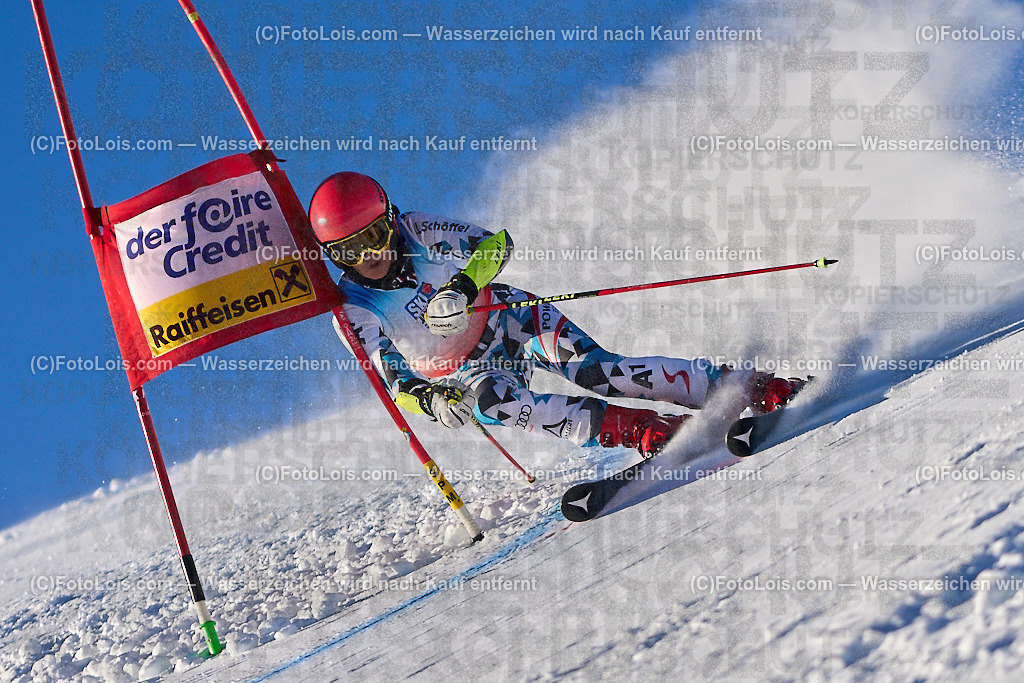 ALP3374_MASTERS-Cup_GS-C Damen_Hoerhager Monika | (C)FotoLois.com, Alois Spandl. FIS Masters-Cup Wildschönau, Giant Slalom auf der Piste Schatzberg GS, Siegerehrung auf dem Dorfplatz Niederau, Sa 13. Januar 2024.