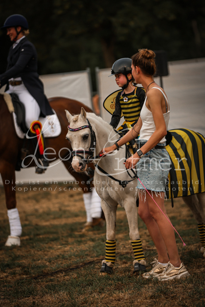 SaShow00125 | Leoni Ertmer Photography - Realisiert mit Pictrs.com