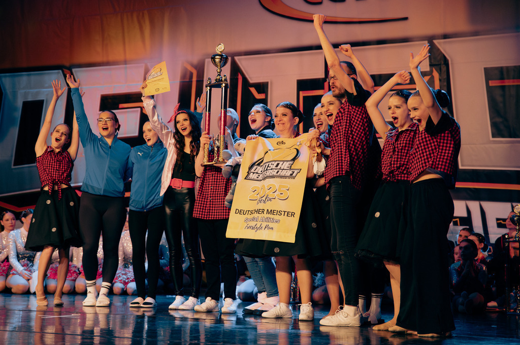 DSC_3107-Enhanced-NR | teamsportfotograf - Realisiert mit Pictrs.com