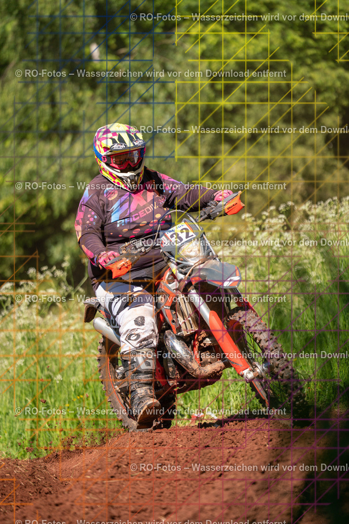 Wolfshausen 3 Lauf -1224 | Sportfotografie von RO-Fotos: Motorsport, Motocross, Enduro, Laufveranstaltungen und Triathlon. Professionelle Fotos von Sportlern und Events. - Realisiert mit Pictrs.com