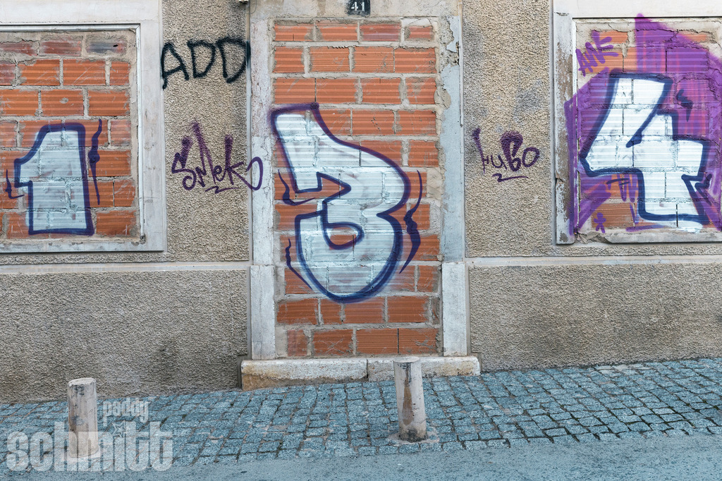 PS-Fassaden-Portugal-2026-07 | Entdecke die größte Bildgalerie der Region mit Fotografien aus dem Allgäu, der Bodenseeregion, Oberschwaben, dem Donautal und der Schwäbischen Alb. Landschaften, Luftaufnahmen und Reisefotografie als Wandbild und Fotokunst. - Realisiert mit Pictrs.com