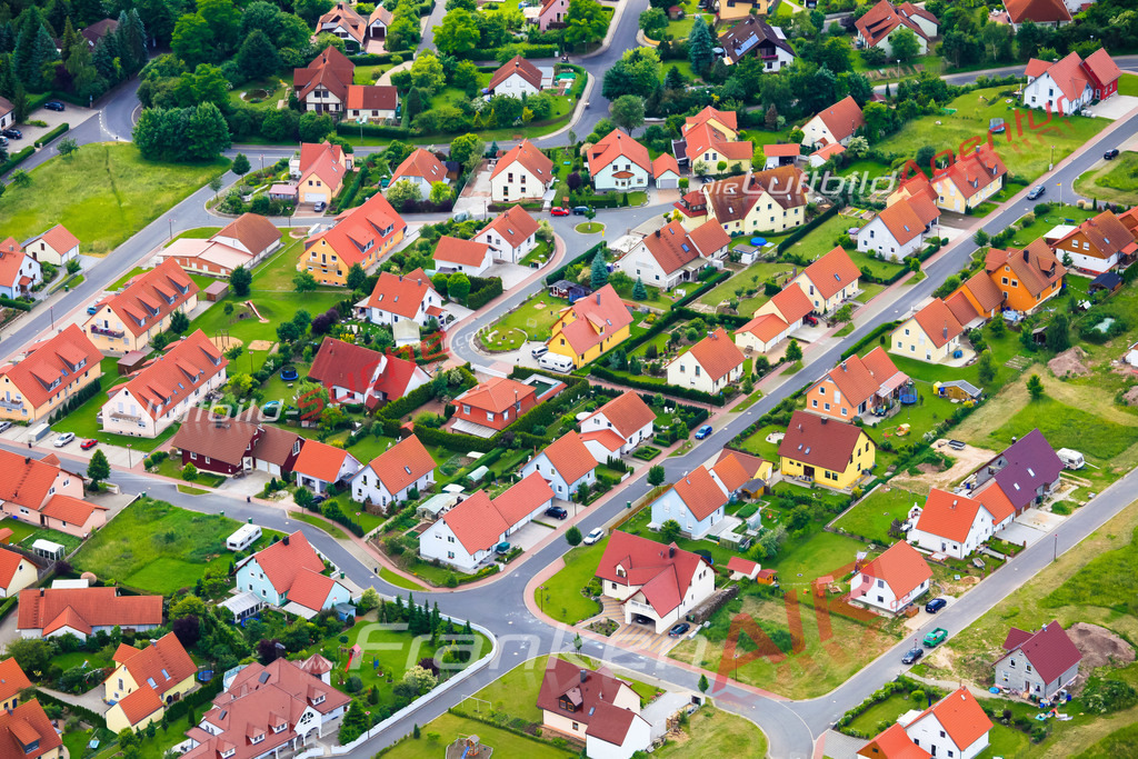 Luftbild von  Schluesselfeld - Luftaufnahme wurde 2010 von https://frankenair.de mittels Flugzeug (keine Drohne) erstellt - die Geschenkidee