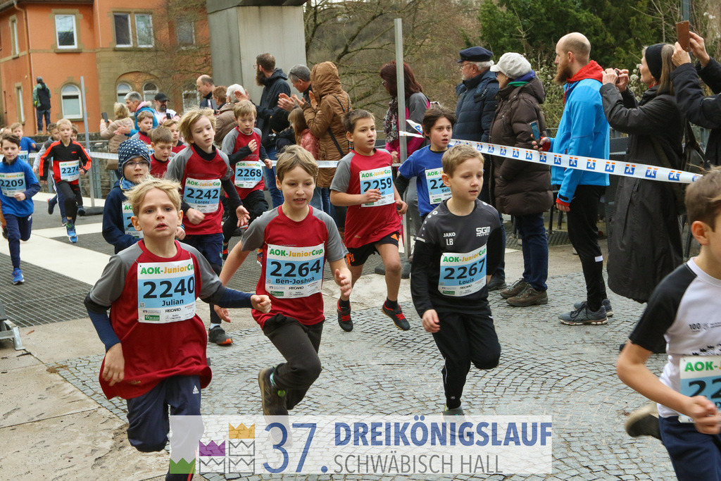 AOK JuniorCup 400m | 3Koenigslauf 2023 - Realisiert mit Pictrs.com