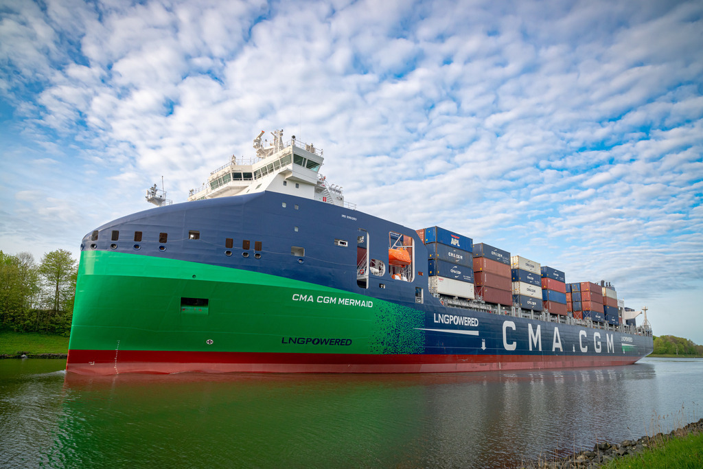 CCL_6437 | Entdecken Sie hochwertigen Fotodruck auf Leinwand, Acrylglas, Alu-Dibond und weiteren Materialien bei Fotodruck Online. Gestalten Sie individuelle Wandbilder in bester Qualität – ideal für besondere Erinnerungen und stilvolle Dekorationen. 