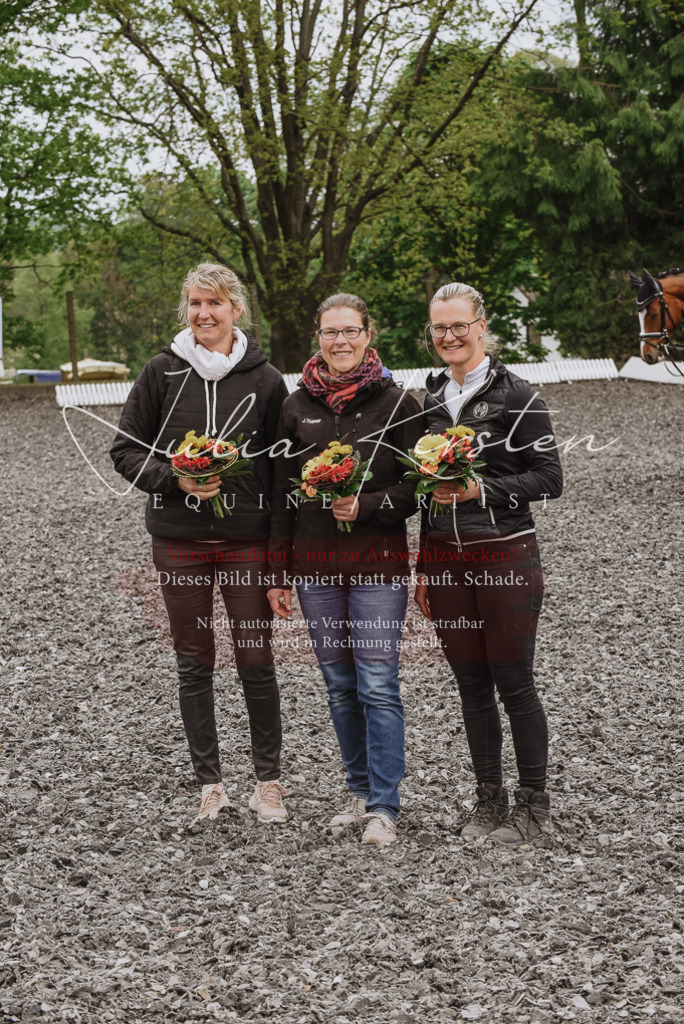 20230514_JK-Röhrsdorf-25-420 | Pferde- und Turnierfotografie in Westsachsen. Pferdeportraits, Auftragszeichnungen und intuitive Kunst.