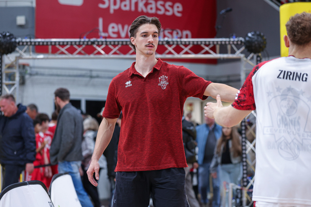 Pro A BAYER GIANTS vs BG Göttingen-52 | Fotos von Basketballspielen aus dem Raum NRW fotografiert von Gero Mueller-Laschet und Daniel Schaefer - Realisiert mit Pictrs.com