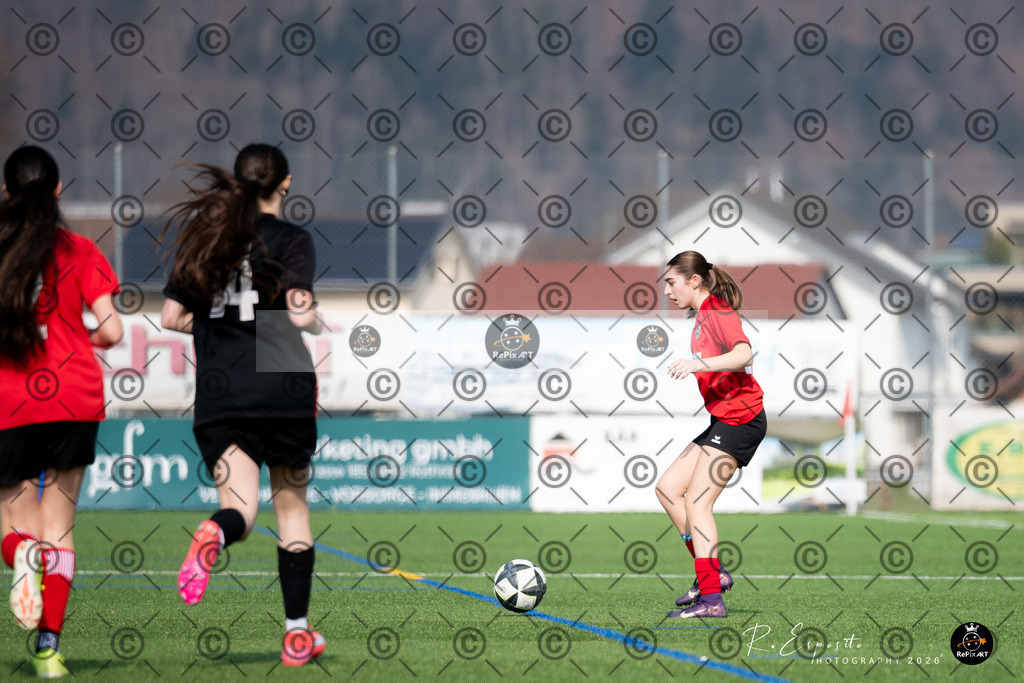 20260308_FCR_FF-17 vs FCRohr_FF17_042-89 | Sport und Naturfotografie von Roberto Esposito zeigt echte Momente Bewegung und die Schönheit der Natur. Ausdrucksstarke Bilder schaffen Emotionen.