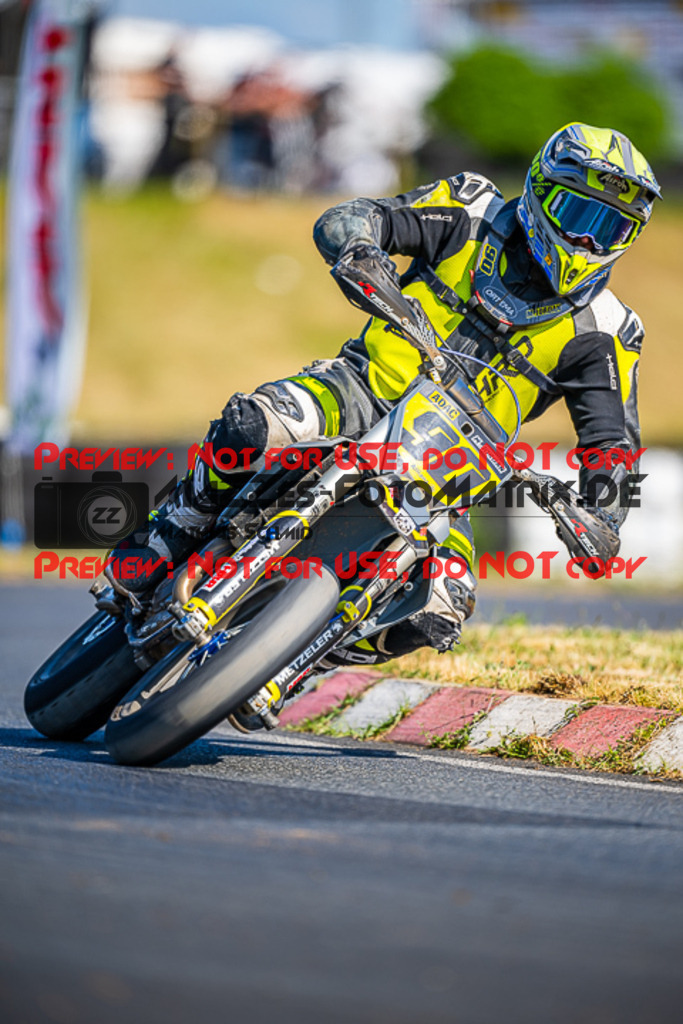 MaZZes_FotoMatrix_220529_5720 | Fotograf Mathias Schmid
Sportfotograf,
Eventfotograf,
Hochzeitsfotograf,
Portraitfotograf