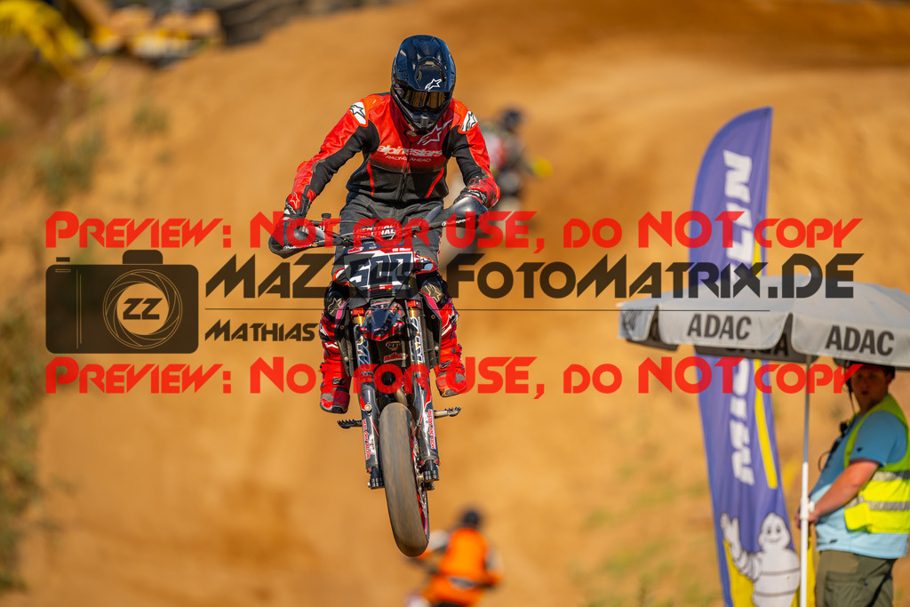 MaZZes-Fotomatrix-20260815-602337 | S2