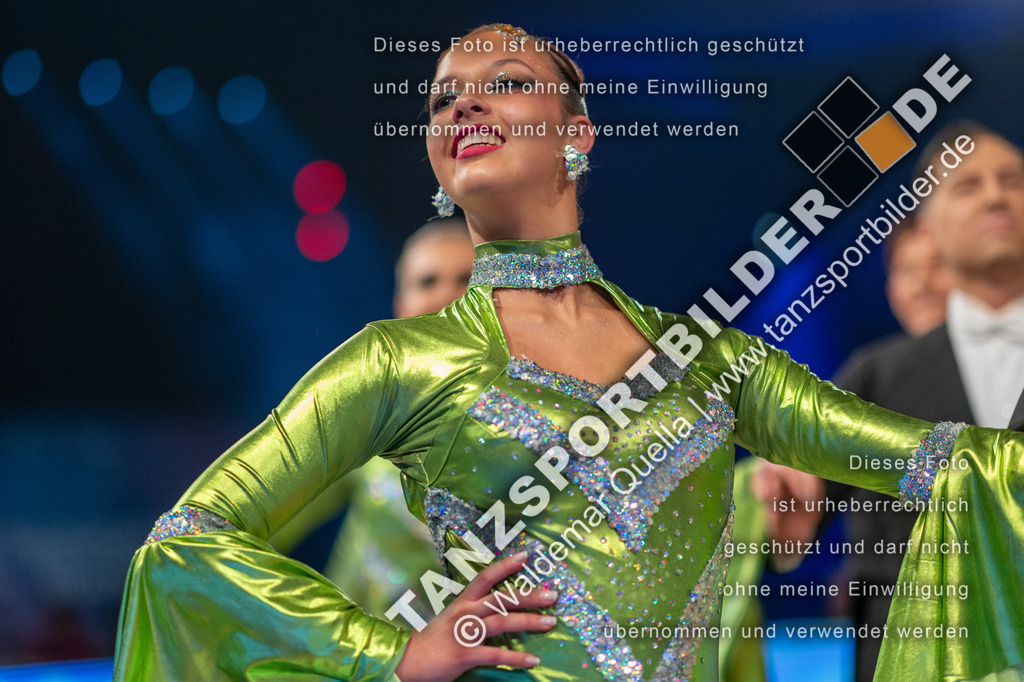 20251206-00782 | Hier finden Sie Tanz Bilder vom Latein und Standard Formationen tanzen. Sportbilder vom Tanzsport. Schöne Fotos und von Weltmeisterschaft, Europameisterschaft, Bundesliga, Regionalliga, Oberliga und Landesliga sowie von GOC Stuttgart, DanceComp, WM Bremen