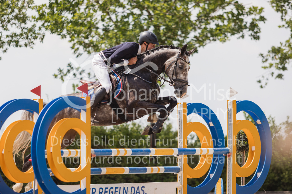 230616_Lemwerder_Springpf-L2-659 | Deine schönsten Turniermomente als professionelle Fotos! Entdecke hochwertige Pferdesport-Fotografie im Online-Shop. Jetzt Fotos finden & bestellen!